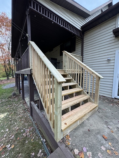 We fix decks in the poconos